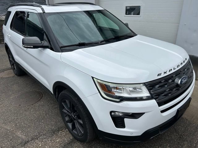 Certified 2019 Ford Explorer XLT w/ Equipment Group 202A AWD/4WD image 7