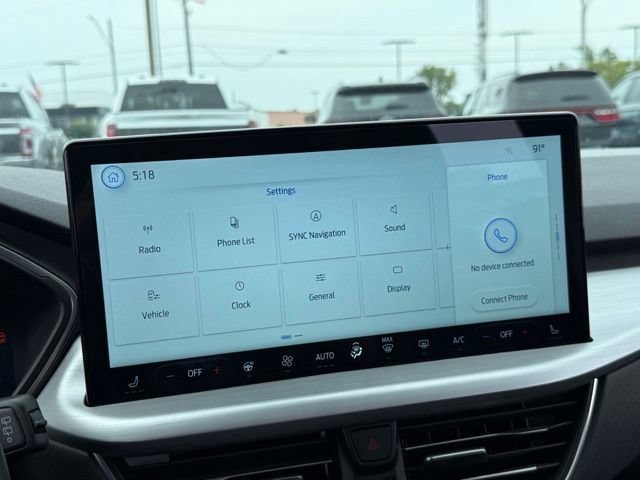 Certified 2025 Ford Escape Platinum AWD/4WD image 20