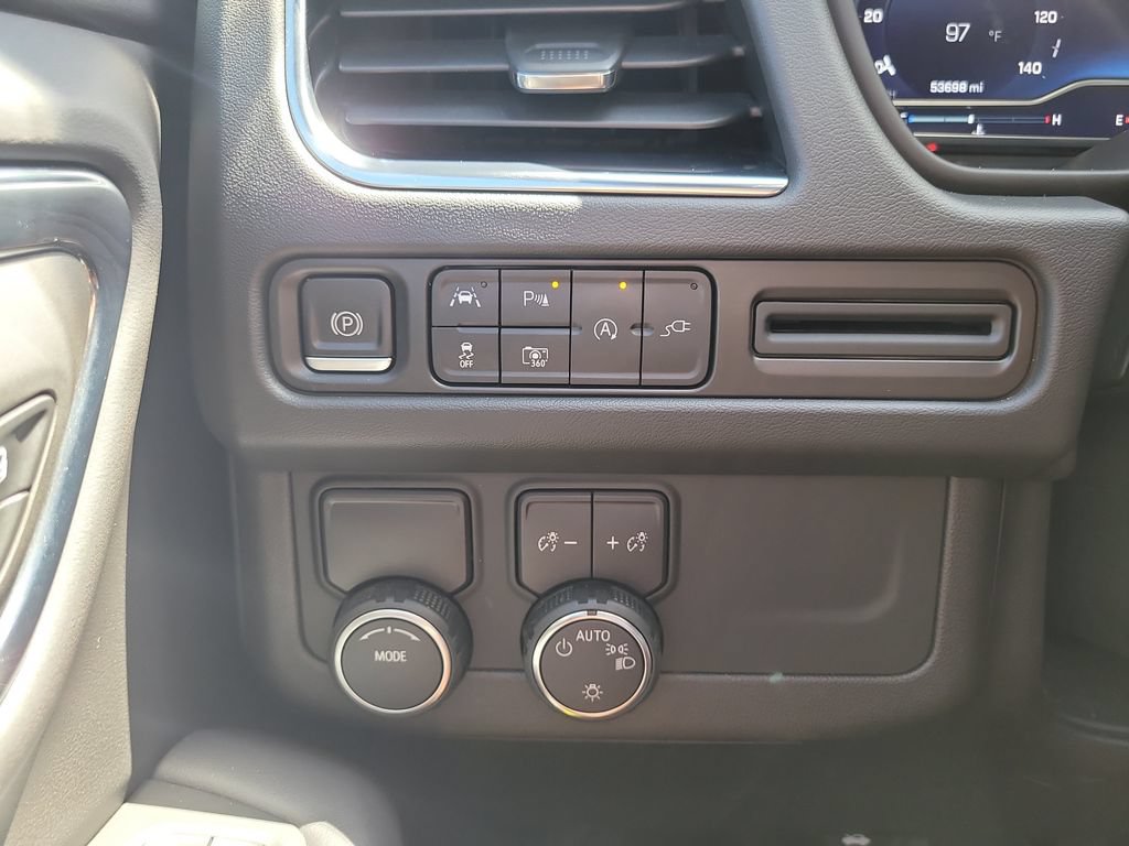 Used 2022 Chevrolet Tahoe RST w/ Luxury Package RWD image 30