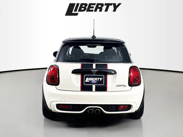 Used 2019 MINI Cooper S w/ Premium Package image 4