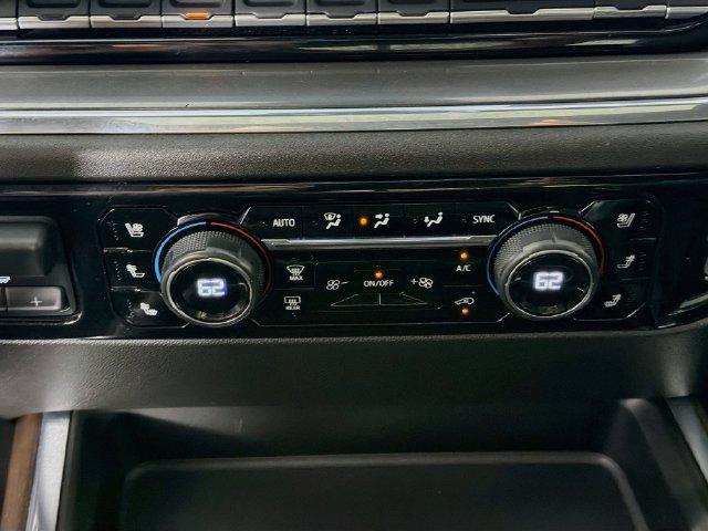 Used 2024 Chevrolet Silverado 2500 High Country w/ High Country Premium Package AWD/4WD image 19