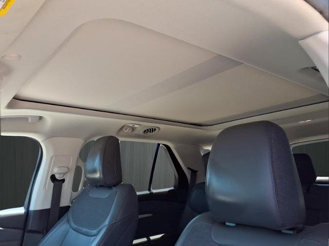 Certified 2025 Ford Explorer Active w/ Active Comfort Package AWD/4WD image 22