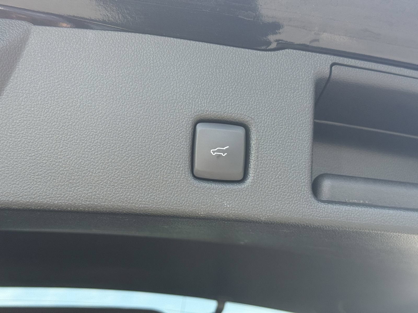 Certified 2024 Ford Escape Active FWD image 10