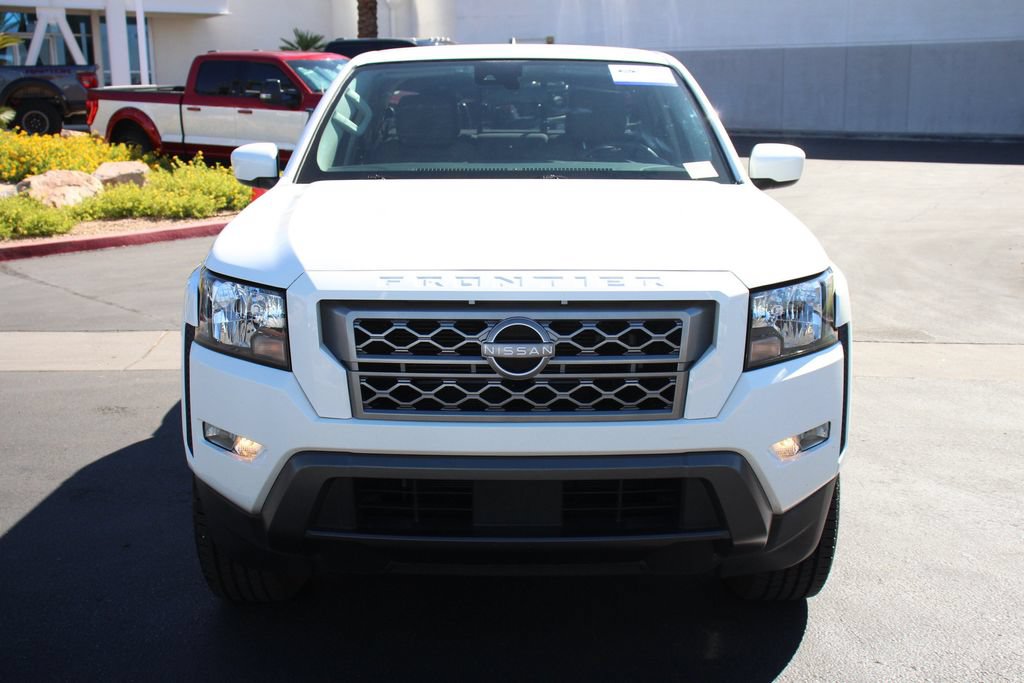 Used 2022 Nissan Frontier SV RWD image 13