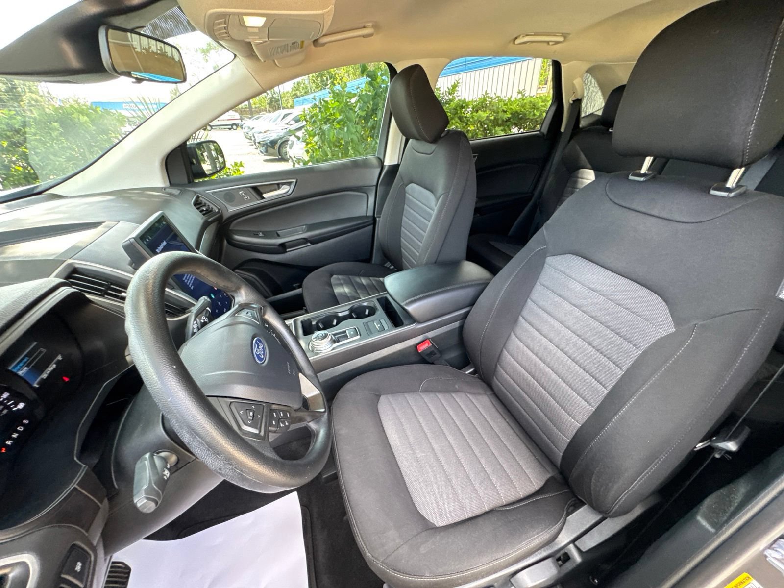 Certified 2024 Ford Edge SE w/ Black Appearance Package AWD/4WD image 15
