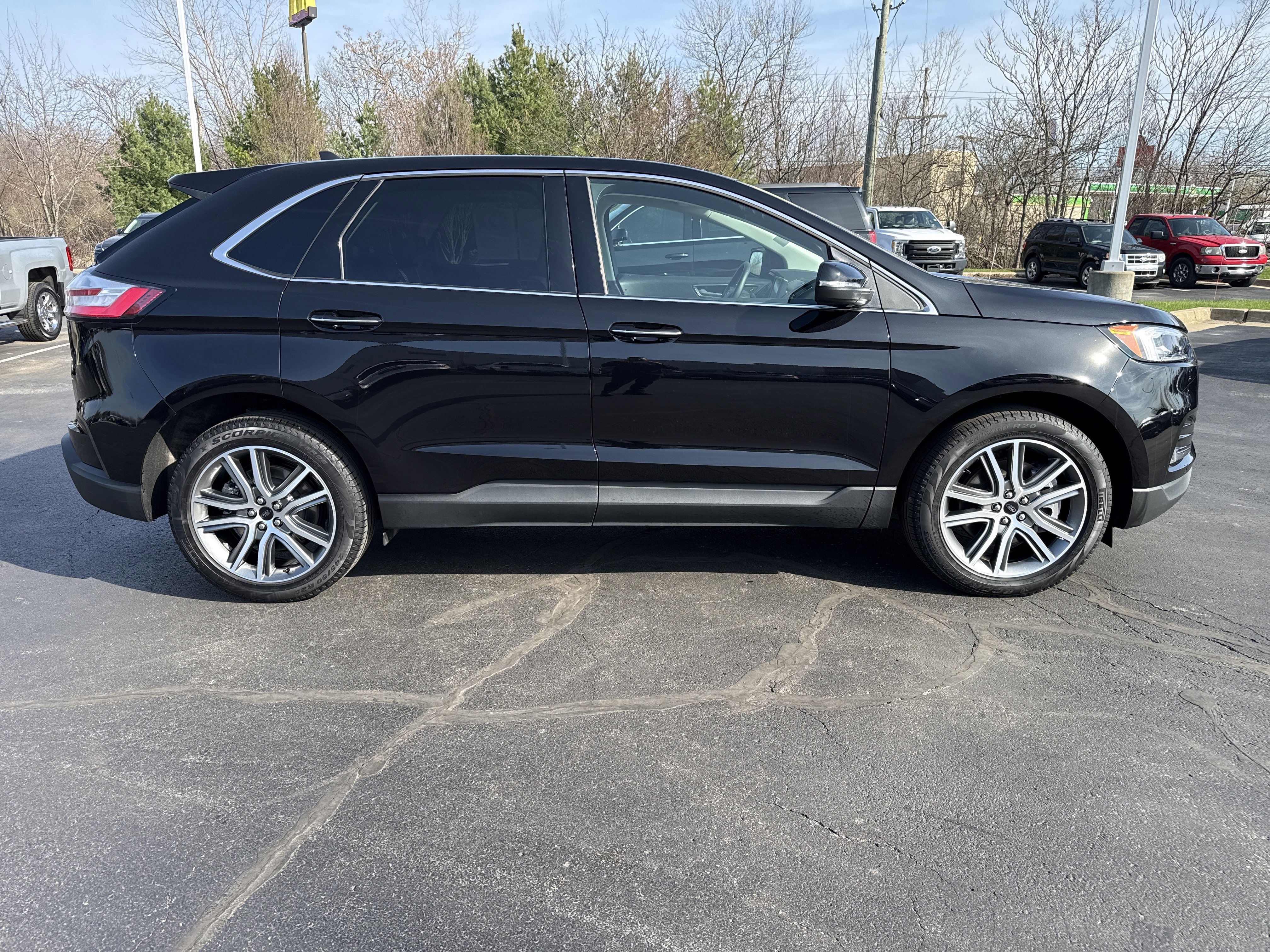 Certified 2024 Ford Edge Titanium w/ Equipment Group 301A image 2