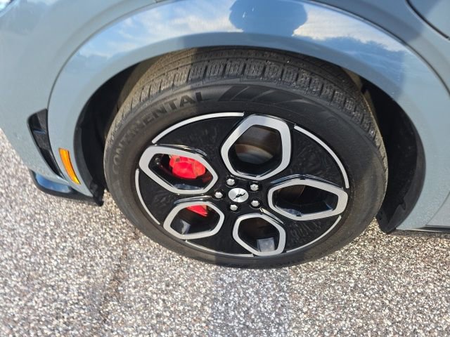 Certified 2023 Ford Mustang Mach-E GT image 7