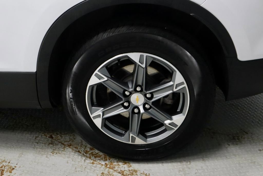 Used 2025 Chevrolet Blazer LT AWD/4WD image 19