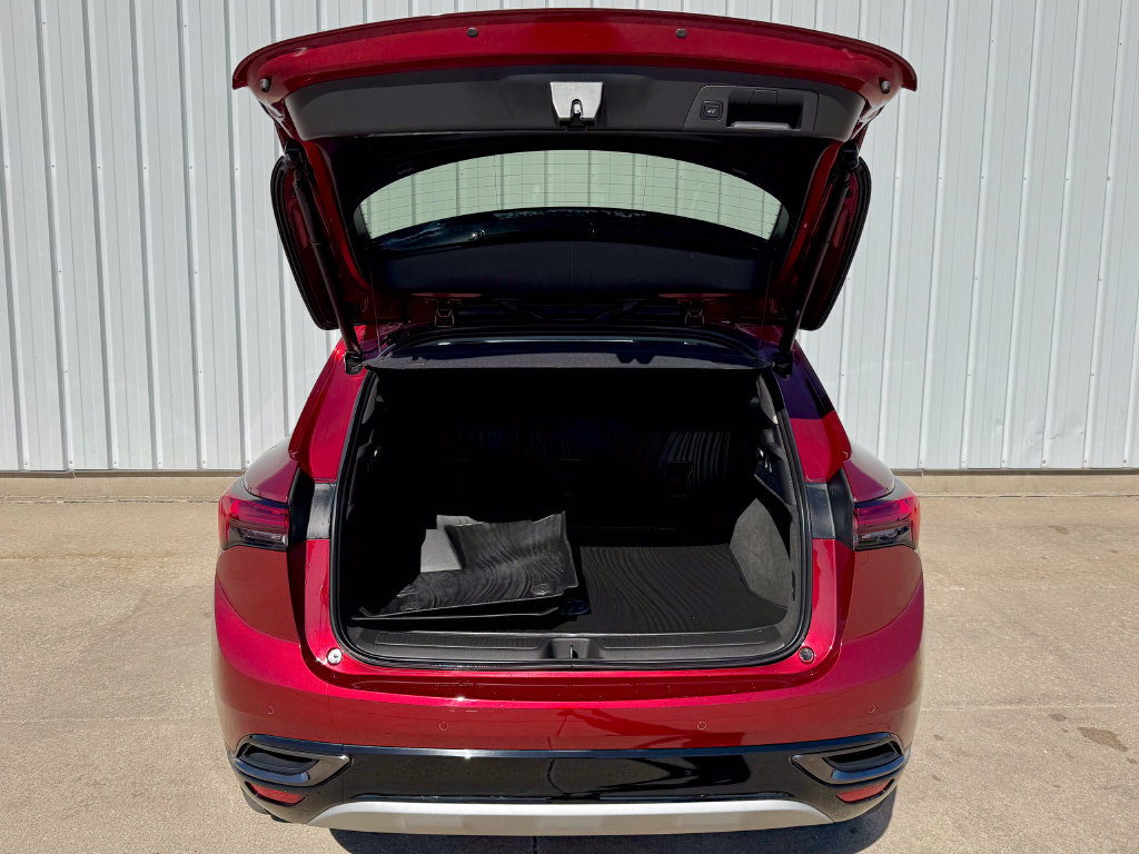Used 2023 Buick Envision Preferred w/ Sport Touring Package AWD/4WD image 16