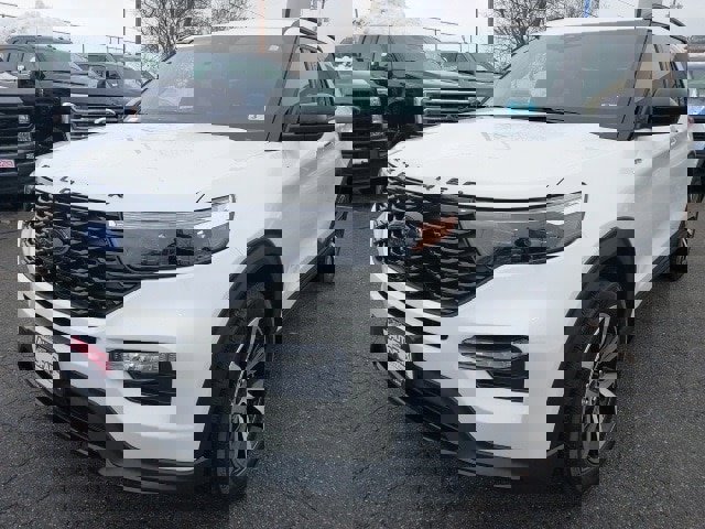 Certified 2023 Ford Explorer ST-Line w/ Class IV Trailer Tow Package image 4