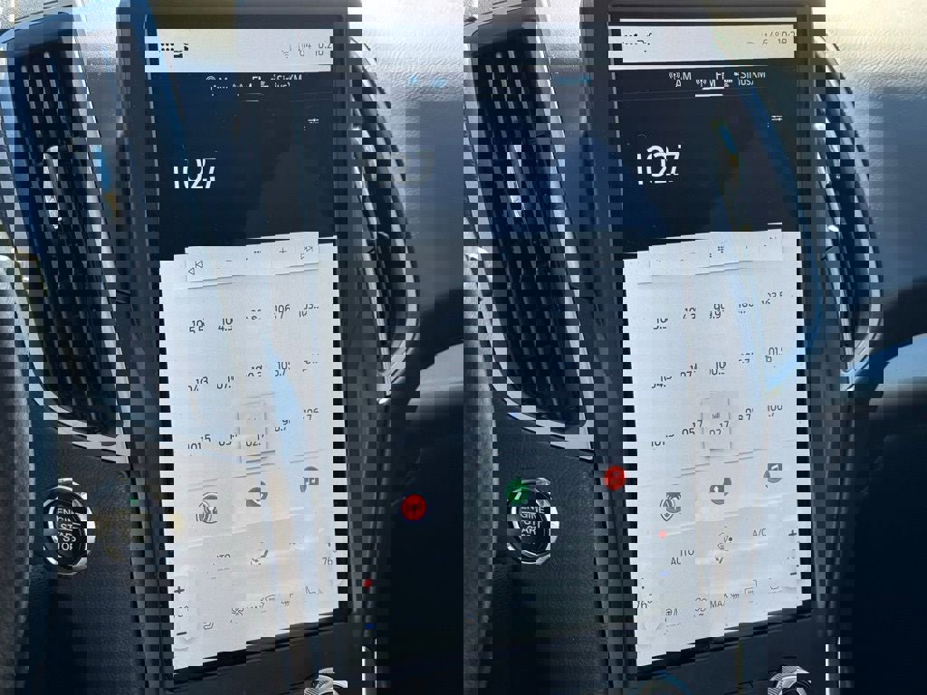 Certified 2023 Ford Edge SEL w/ Convenience Package image 24