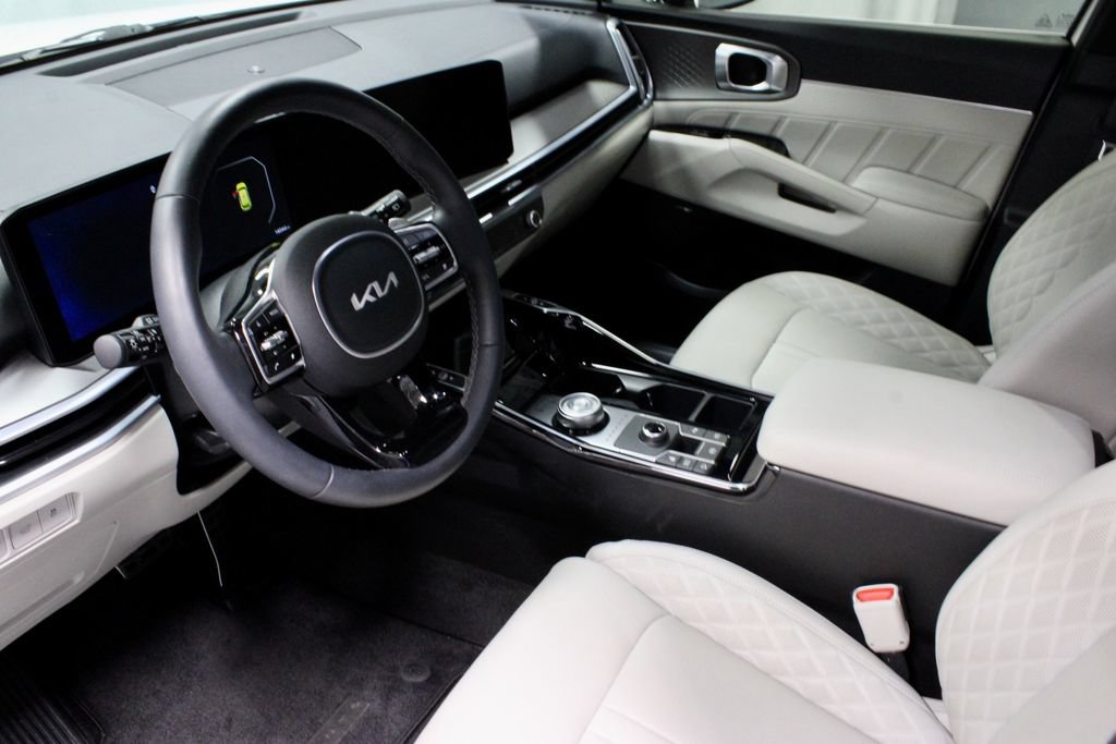 Used 2025 Kia Sorento SX Prestige AWD/4WD image 24