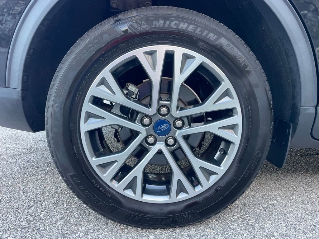 Certified 2022 Ford Escape SEL image 23