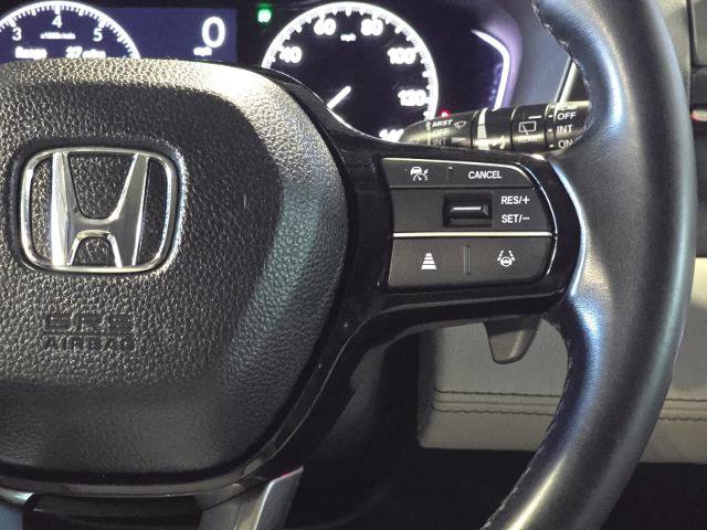 Used 2025 Honda Pilot Touring image 23