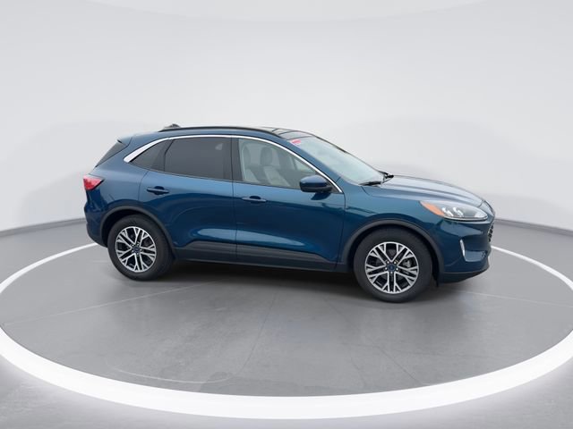 Certified 2020 Ford Escape SEL image 9