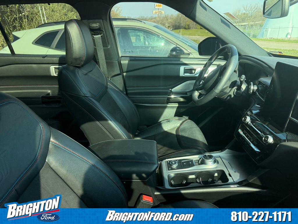 Certified 2024 Ford Explorer ST w/ Equipment Group 401A AWD/4WD image 6