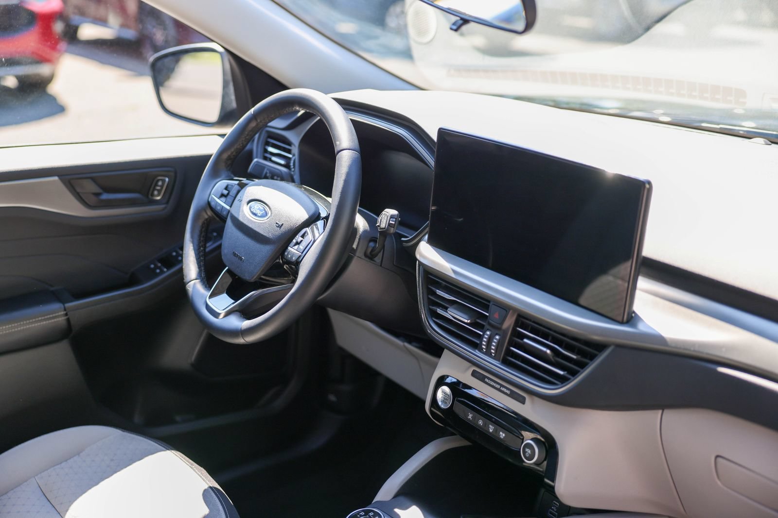Certified 2023 Ford Escape Active AWD/4WD image 9