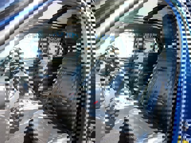 Certified 2022 Ford Explorer XLT w/ Equipment Group 202A image 11