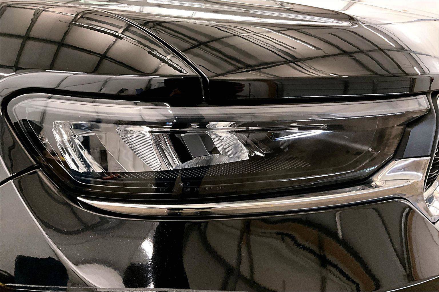 Used 2023 Jeep Grand Cherokee Laredo image 27