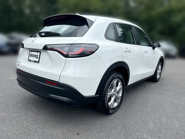 Used 2025 Honda HR-V LX image 8