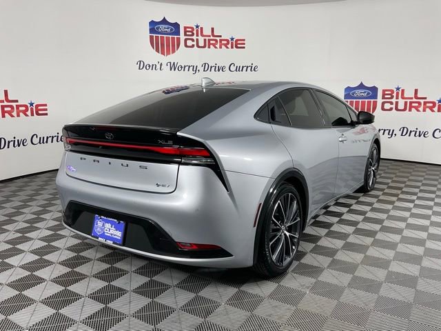 Used 2024 Toyota Prius XLE image 3