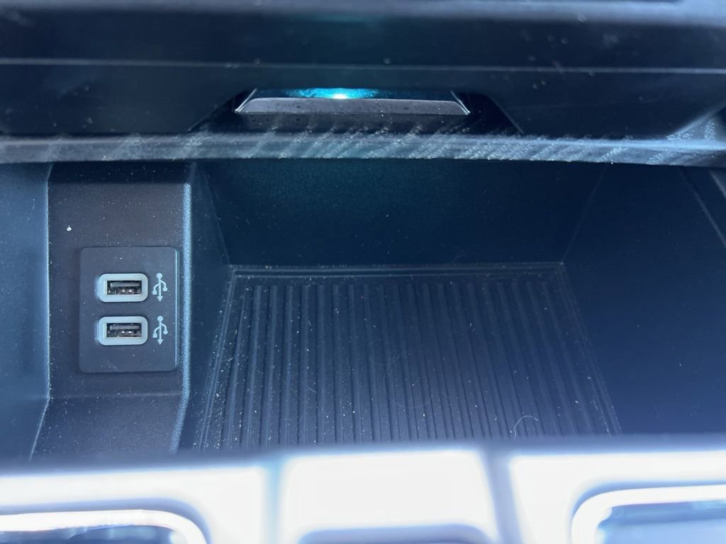 Certified 2020 Ford F150 Platinum w/ Equipment Group 701A Luxury image 31