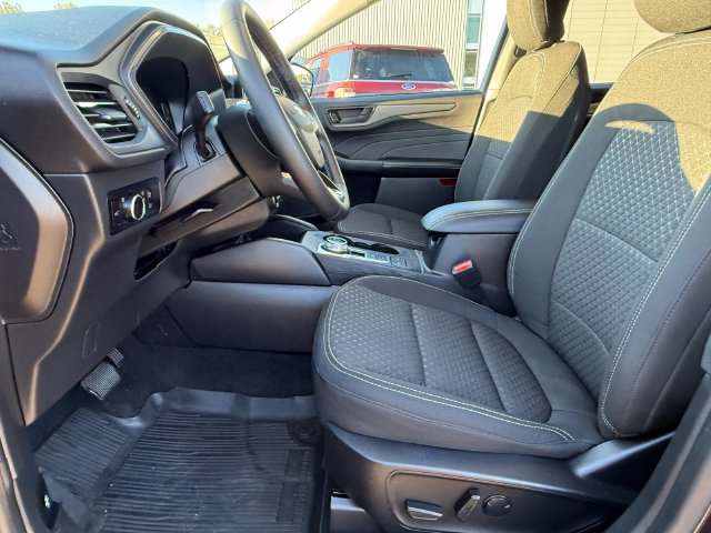 Certified 2023 Ford Escape Active AWD/4WD image 20