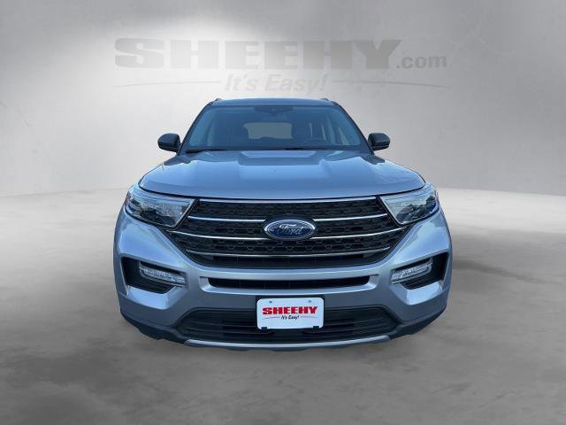 Certified 2022 Ford Explorer XLT w/ Equipment Group 202A image 8