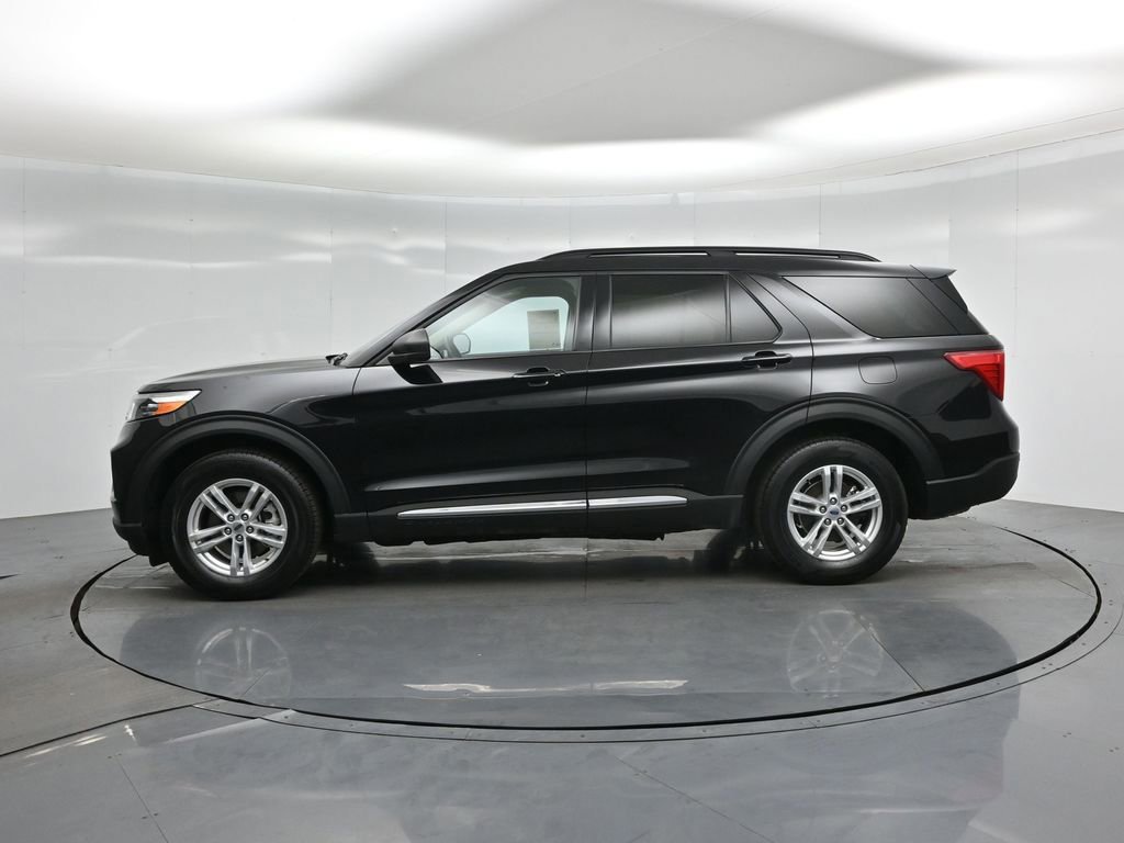 Certified 2024 Ford Explorer XLT w/ Equipment Group 202A image 21