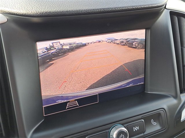 Used 2022 GMC Terrain SLE w/ Driver Convenience Package image 17