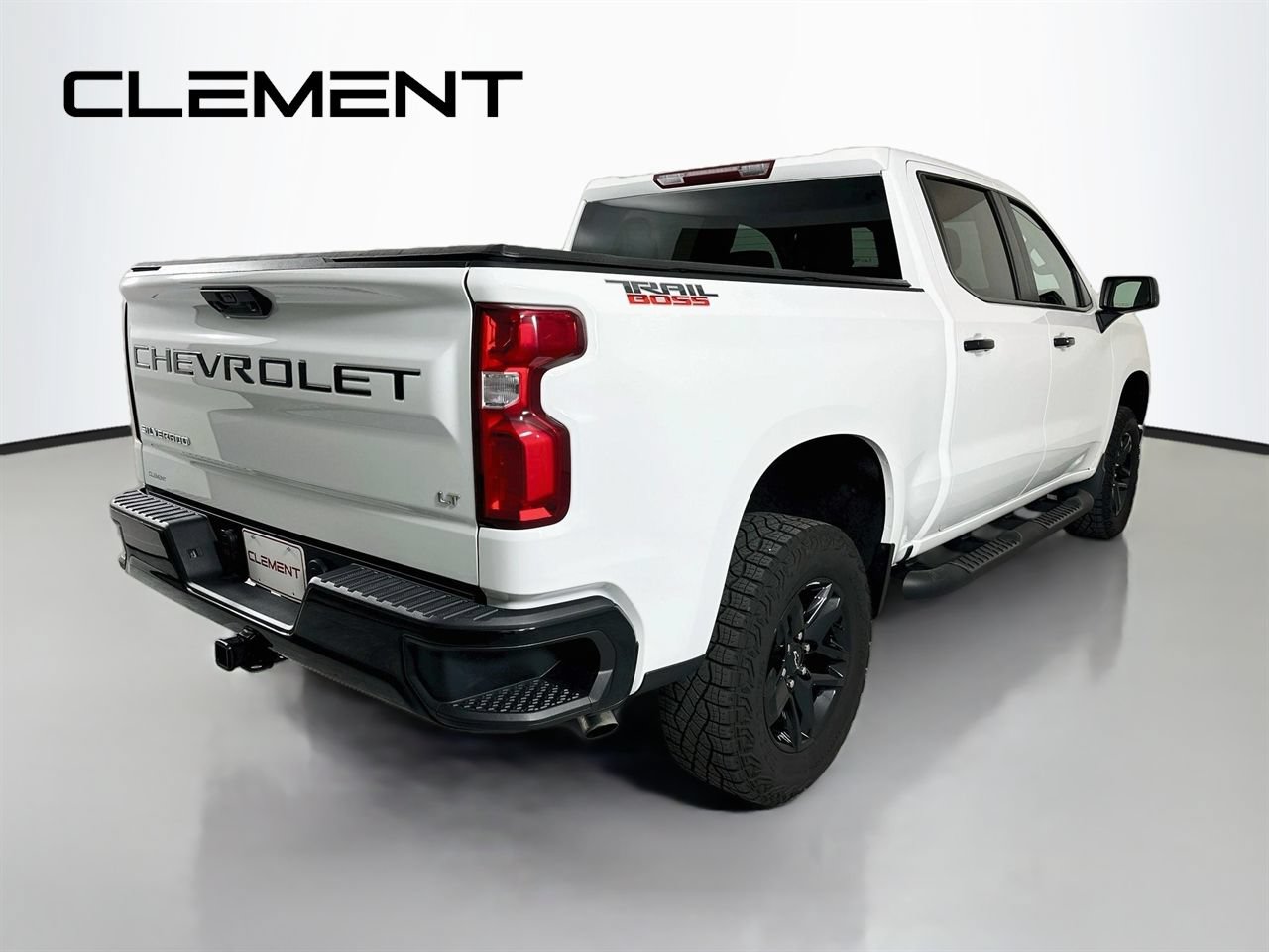 Used 2023 Chevrolet Silverado 1500 LT Trail Boss w/ Protection Package AWD/4WD image 7