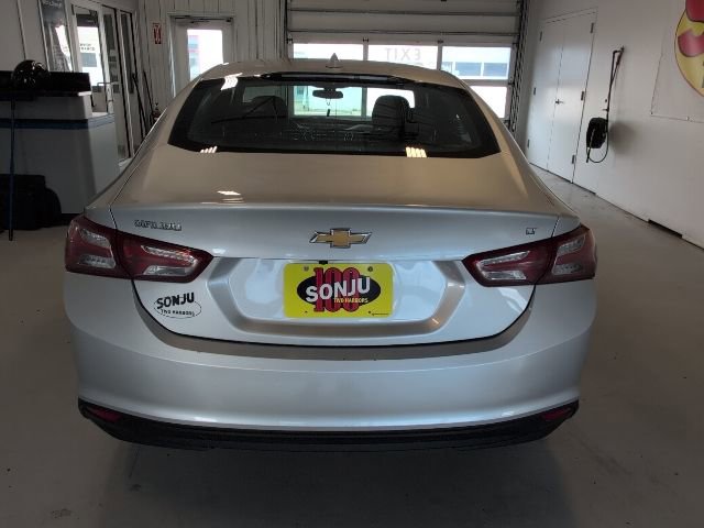 Used 2022 Chevrolet Malibu LT FWD image 4