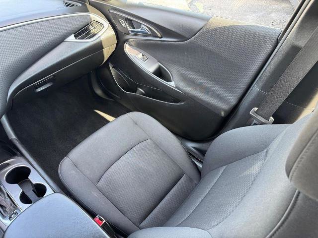 Used 2022 Chevrolet Malibu RS image 16