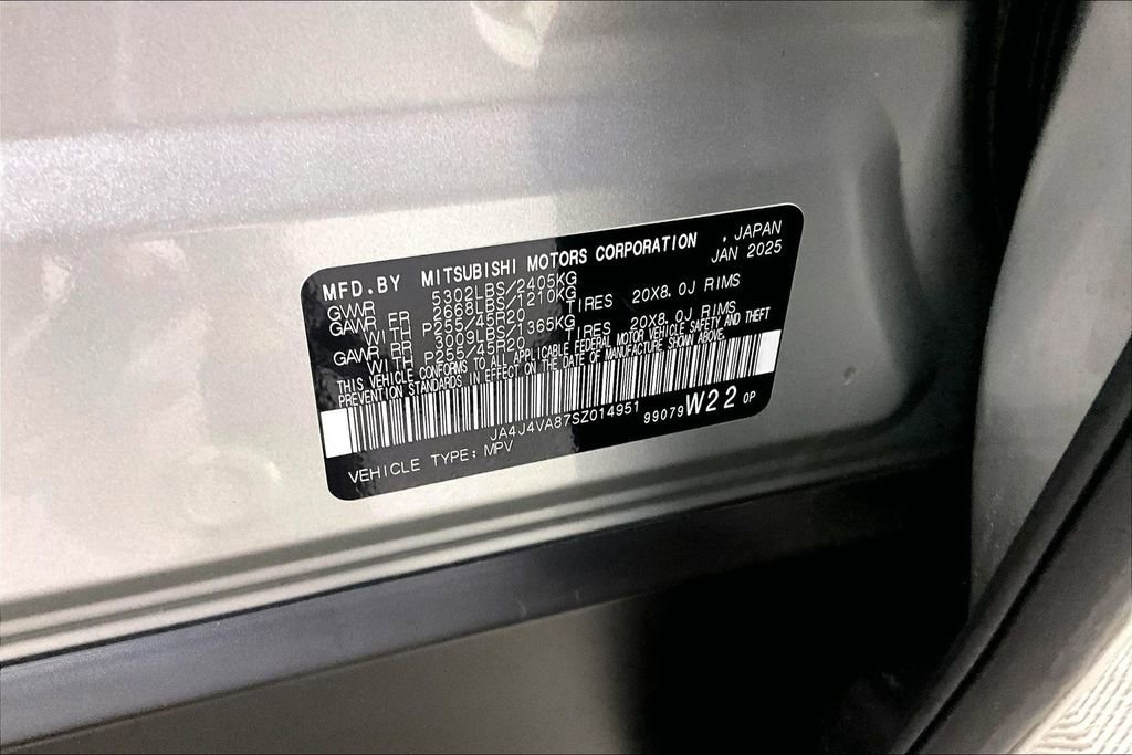 Used 2025 Mitsubishi Outlander SE AWD/4WD image 27