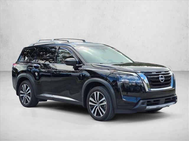 Used 2025 Nissan Pathfinder Platinum w/ Cargo Package FWD image 3