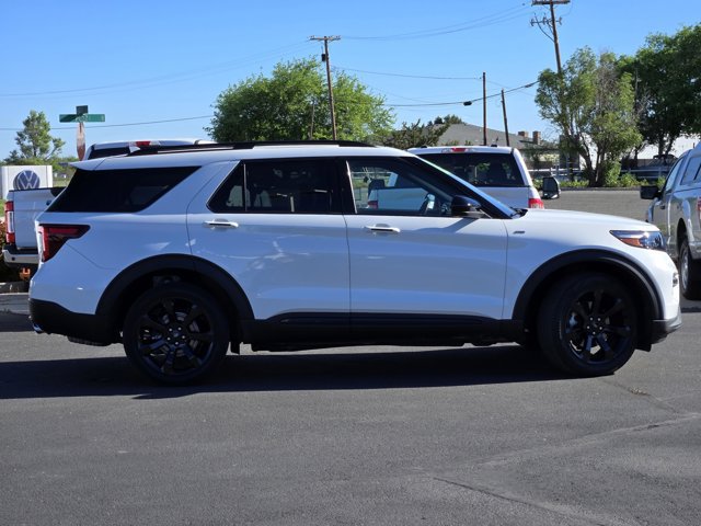 Certified 2023 Ford Explorer ST-Line w/ Class IV Trailer Tow Package AWD/4WD image 4