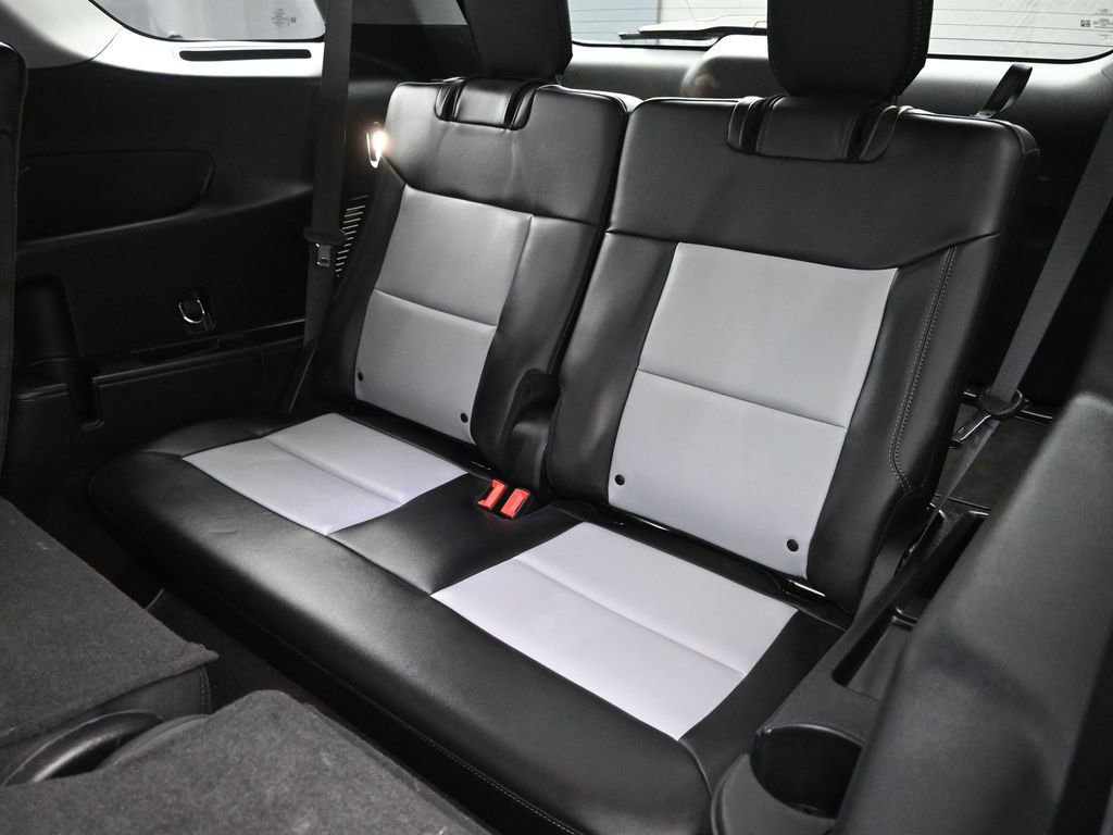 Certified 2023 Ford Explorer XLT w/ Equipment Group 202A image 20