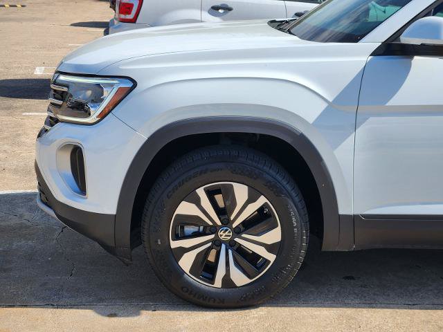 Used 2024 Volkswagen Atlas SE FWD image 8