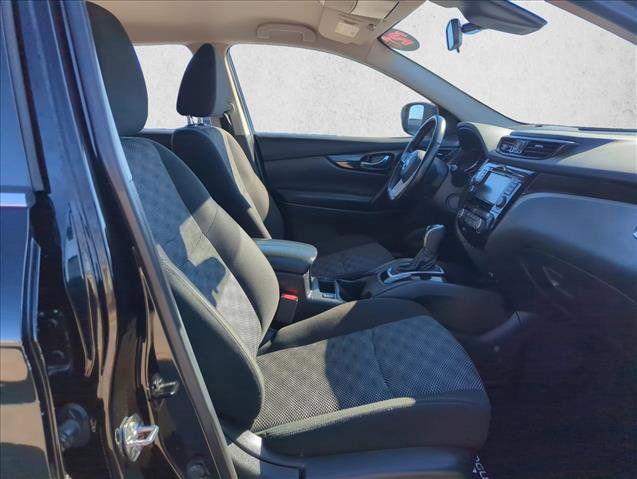 Used 2021 Nissan Rogue Sport SV image 22