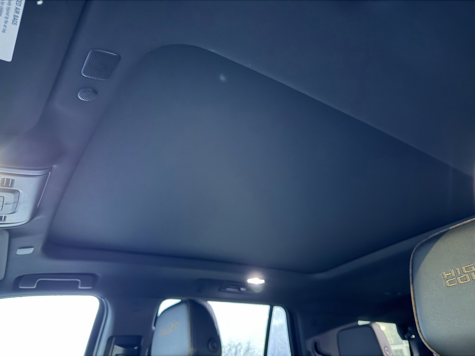 Used 2022 Chevrolet Tahoe High Country image 14