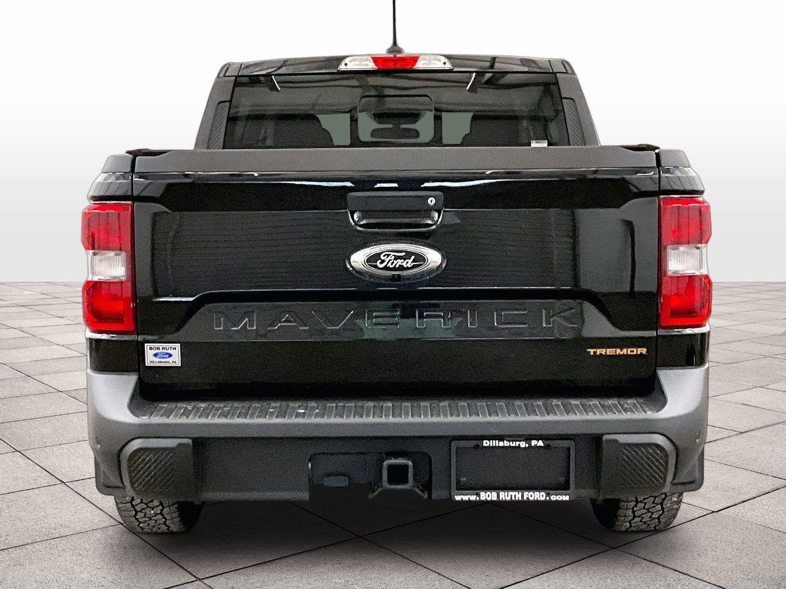 Certified 2024 Ford Maverick Tremor w/ Tremor Off-Road Package AWD/4WD image 4