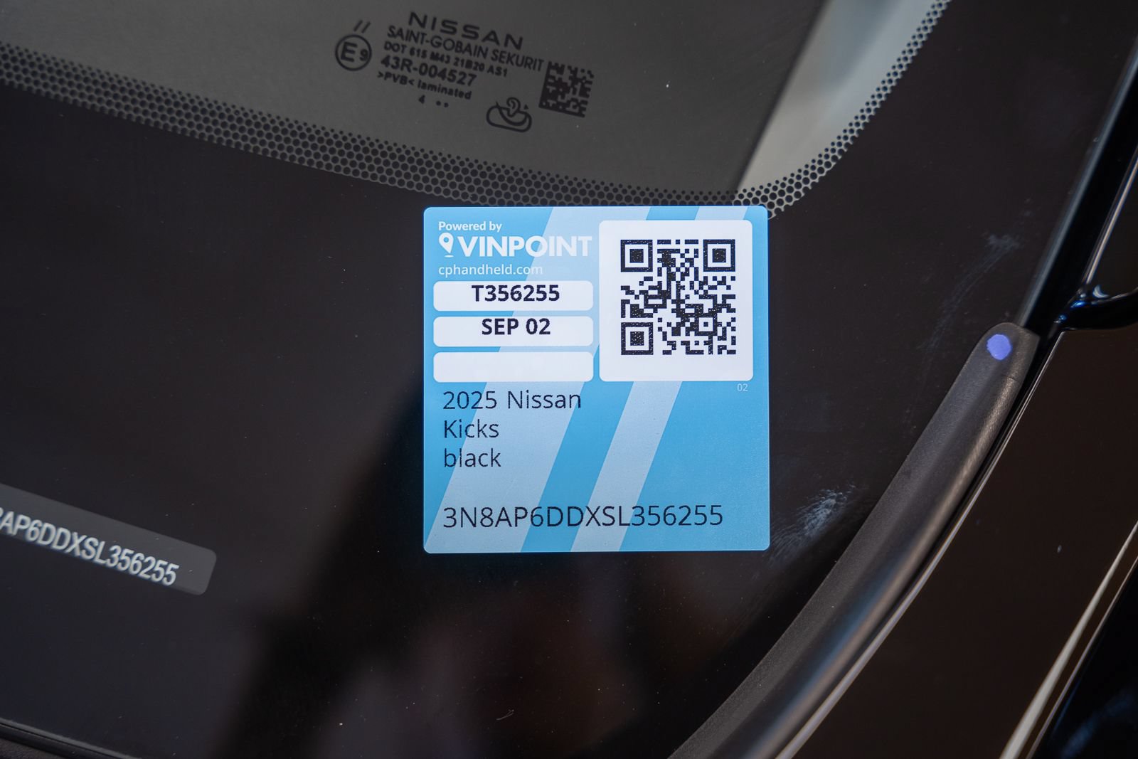 Used 2025 Nissan Kicks SR w/ SR Premium Package AWD/4WD image 46