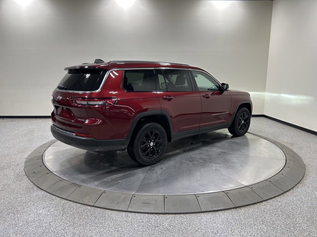 Used 2022 Jeep Grand Cherokee L Limited w/ Luxury Tech Group II image 6