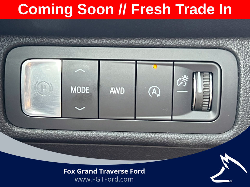 Used 2026 Chevrolet Traverse LT AWD/4WD image 18