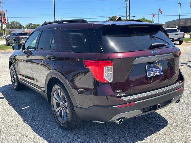 Certified 2023 Ford Explorer XLT w/ Equipment Group 202A RWD image 5
