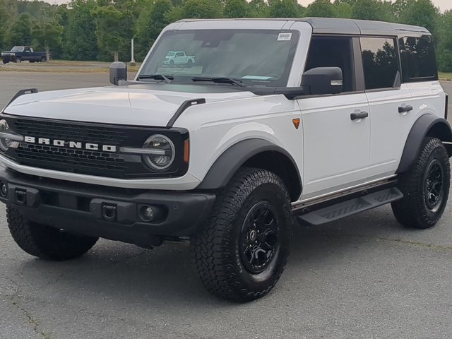 Certified 2025 Ford Bronco Badlands AWD/4WD image 8
