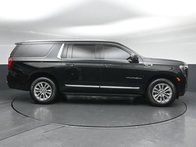 Used 2021 GMC Yukon XL SLT w/ SLT Luxury Plus Package AWD/4WD image 8