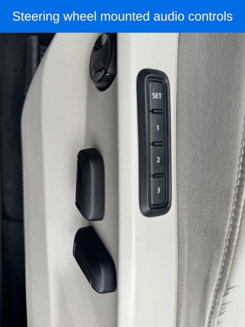 Used 2018 Volkswagen Atlas SEL w/ R-Line Package AWD/4WD image 14