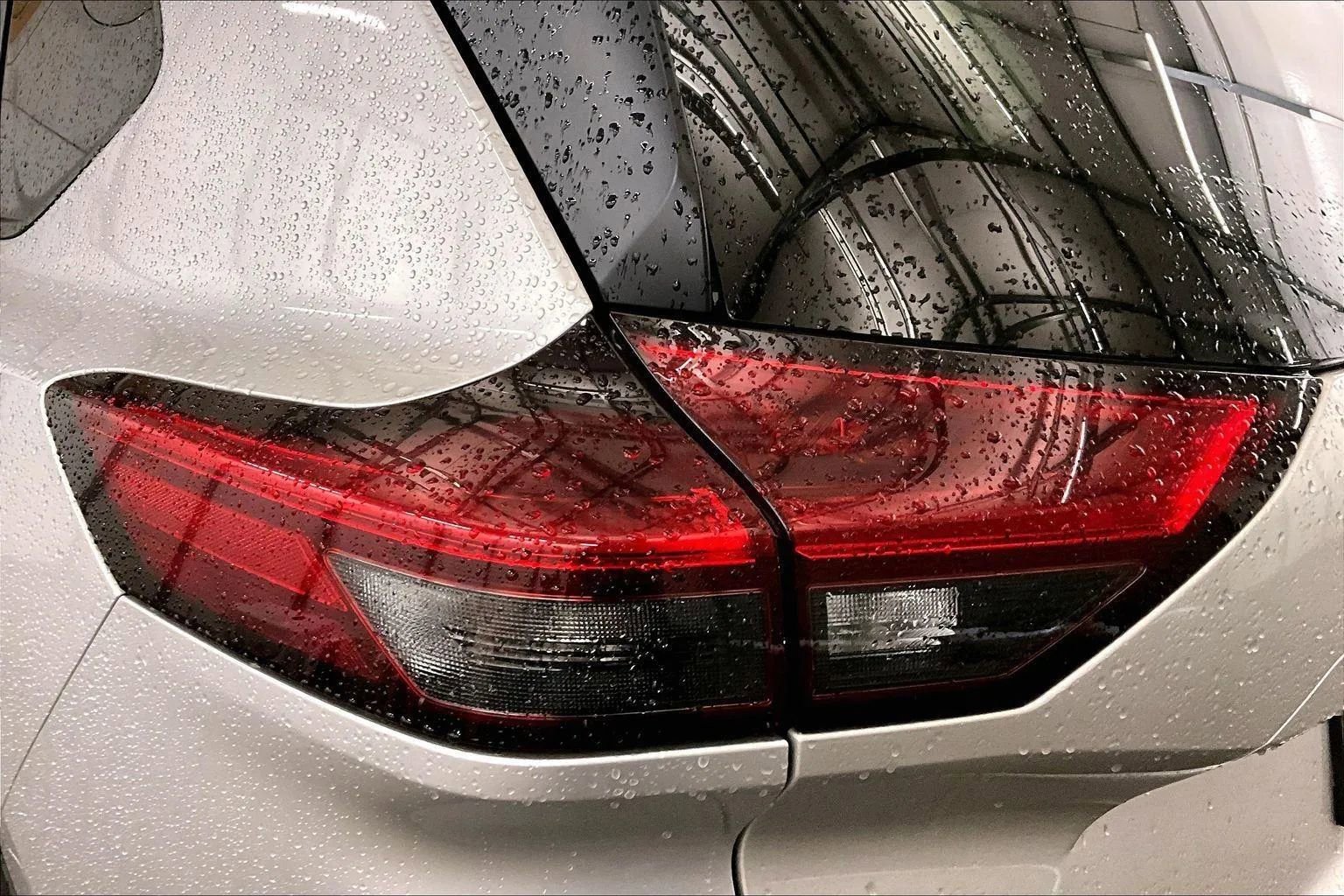 Used 2023 Nissan Rogue SV image 28