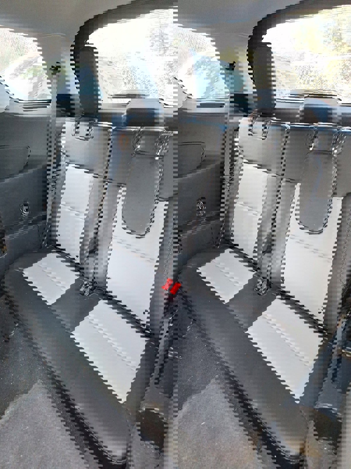 Certified 2022 Ford Explorer XLT w/ Equipment Group 202A image 17